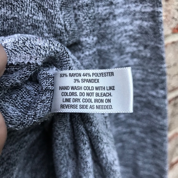 I 🖤 RONSON Merled Heather Gray Fringe Sweater | M - Picture 8 of 9